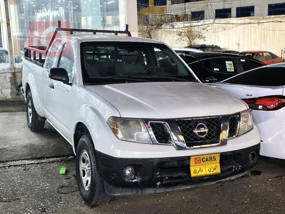 نيسان فرونتر